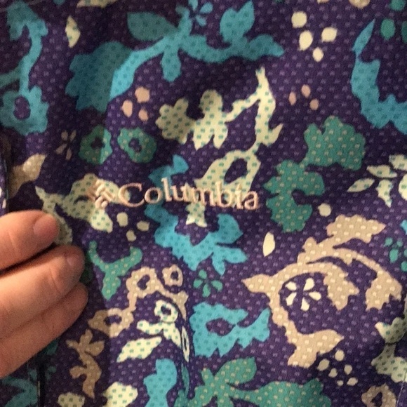 4 for $25
girls columbia coat rip on right arm - Picture 5 of 8
